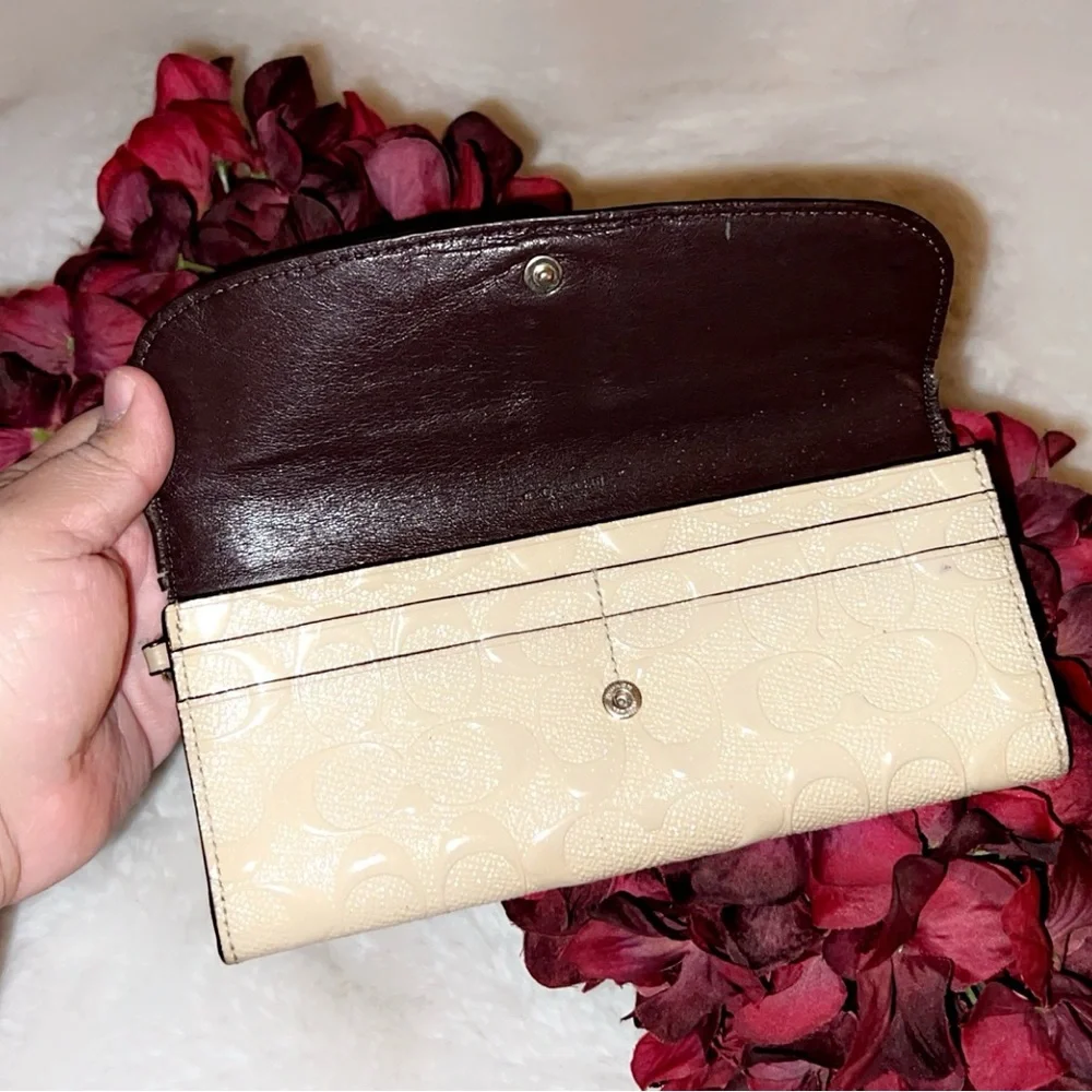 COACH Women's Boxed Slim Envelope Wallet in Signature Patent Leather